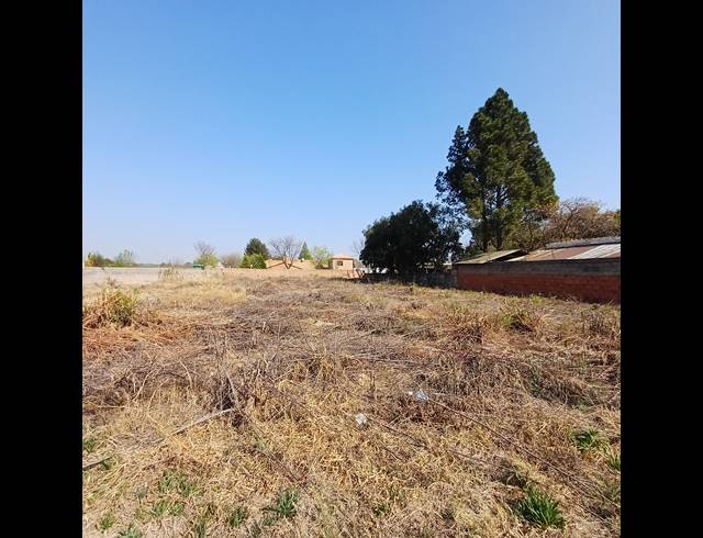 2,190M² VACANT LAND FOR SALE IN HENLEY ON KLIP